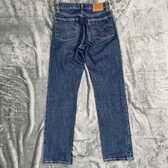 Levi's 501 Jeans Womens W25 L30 Blue Medium Wash Straight Button Fly Classic - Picture 6 of 14